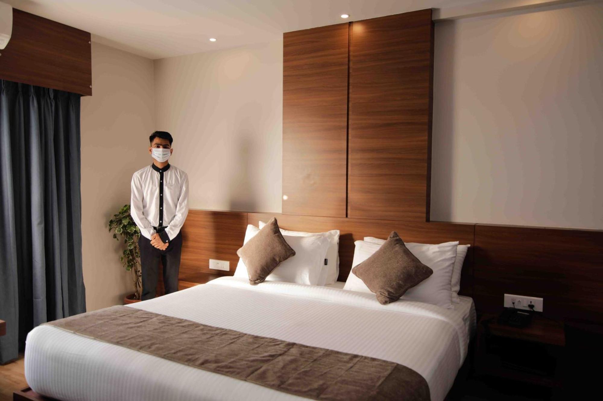 Hotel Tree Fern ディブルガル エクステリア 写真