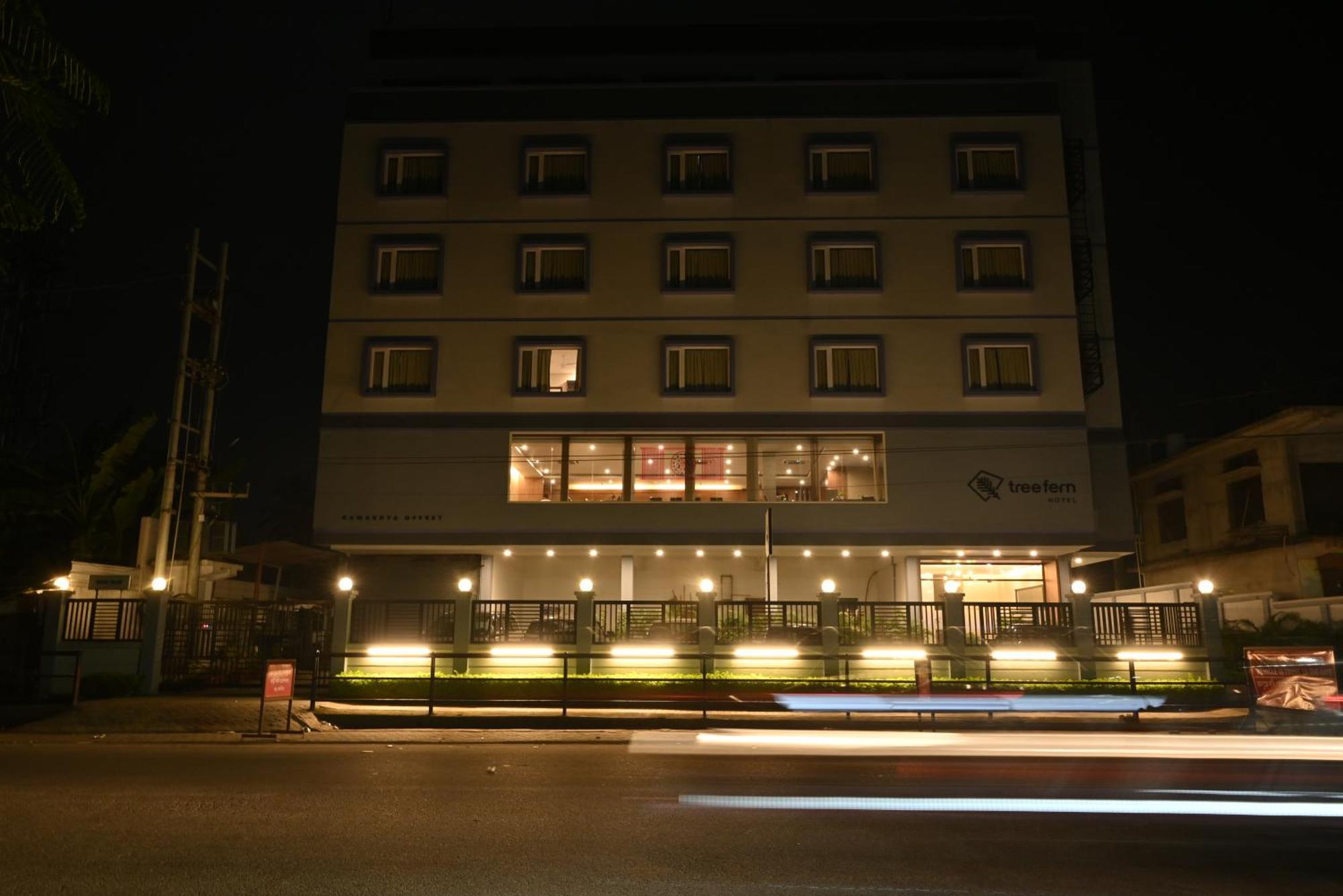 Hotel Tree Fern ディブルガル エクステリア 写真
